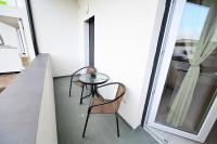 FLH - Nature's Canvas - B&B
