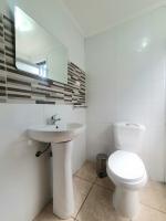 Zweibettzimmer mit eigenem Bad