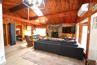 Bear Paw- Lake Area - B&B Bass Lake