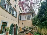 Hidden Gem with Private Gardin - Spacious 2BR - B&B Firenze
