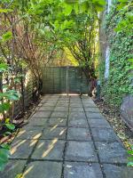 Tregarthen Cottage - tranquil self-contained room near Looe offering easy parking right outside with EV point - B&B Looe