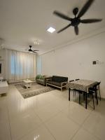 Guppy Homestay Apartment Near KTCC & Drawbridge 1 bedroom airconditioned - B&B Kuala Terengganu
