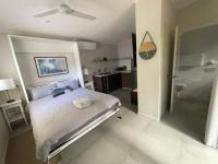 Lotus Shack - charming and private - B&B