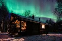 Arctic Lakeside Holiday Cottage near Ivalo - Minna-Carita's - B&B