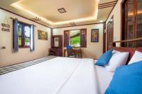Traditional Khmer House Private Kitchen with Lounge