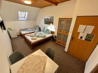 Chambre Triple avec Salle de Bains