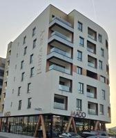 Three-Bedroom Apartment with Water View