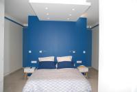 Deluxe Two-Bedroom Apartment with Garden View