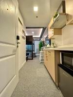 Jimenez Staycation Unit 406 Quirino west tower The Residence at Commonwealth by Century - Ferienwohnung