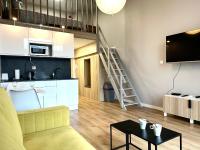 Zarembowicza Apt 38 - Self Check-In 20h - Parking &Lift - Chambres d'hôtes Wrocław