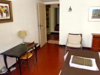 Standard Twin Room with Garden View and Shared Bathroom