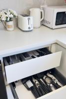 B3 Near Airport - Cozy Home, Walk to Shops & Eats - B&B Perth