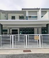Home2stay Adamisyah - B&B