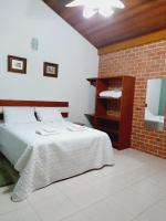 Queen Suite with Spa Bath