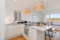 Midnight - Spectacular Sea and Harbour Views - Chambres d’hôtes Tenby