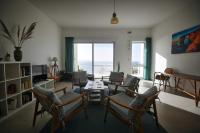 Sunset Court Self Catering Sea View Apartment - B&B Għajnsielem