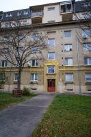 Spacious apartment with a fireplace in the city - Chambres d’hôtes Bratislava
