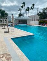 Playa Coral Punta Cana new dream beach room with private bathroom in a shared apartment - Chambres d'hôtes Punta Cana