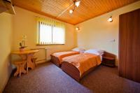 Double Room with Garden View 8