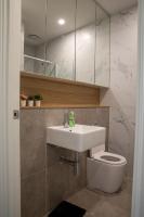 Warm 3beds Home with Yard and parking at Chinatown, CBD - B&B Watson