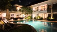 Villa Diana Bali 14 Bedrooms - B&B Seminyak