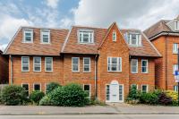StarHost Residences - Brand New 2 bed apartment in Newbury Centre - B&B