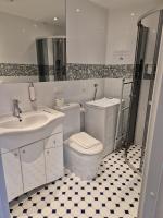 Grand Attic Penthouse - B&B Tallin