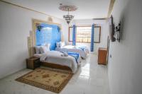 Camera Tripla con Vista Città