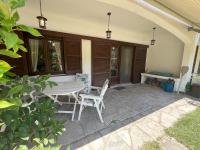 DoorMat #20 Beach house Mikiverna - B&B Kalýves Polygýrou