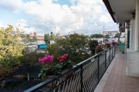 Casa Vacanze Residenziale, near the Sea, free parking, family accomodation - Chambres d’hôtes Naples