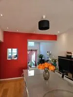 Modern duplex with garden - B&B Brussels