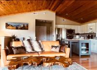 Lux Family Friendly Mountain Home - Ferienwohnung Clyde