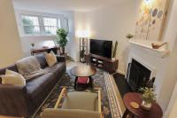 Capitol Hill & Penn - Steps from Eastern Market - B&B Washington D.C.