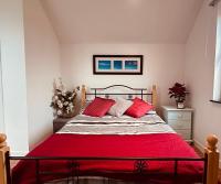 Islay View- Double Bed Apartment (NITB APPROVED) - B&B