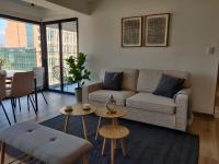 Unwind and Refresh in a Spacious 2-Bedroom for 4 - Ferienwohnung