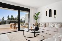 MARBELLA HOME RENTALS - Puerto Banus, 3BR Apartment, sea & mountain views - Chambres d'hôtes Marbella
