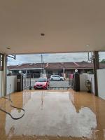 Natol Homestay - Moyan Batu Kawa - Bed and Breakfast Kuching