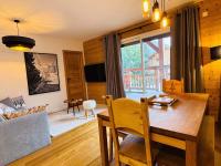 Appartement moderne 4 pièces, proche des remontées, parking inclus - FR-1-546-58 - Chambres d'hôtes Les Deux Alpes
