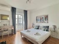 Nadia By Terry's Homes - Bed and Breakfast Cannes