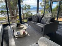 Panoramic views from your stunning 'Treehouse' - B&B