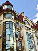 ApartPoltava Дизайнерська студія в ЕЛІТНІЙ новобудові розкішна ВАННА, Сонячний парк - Chambres d'hôtes Poltava