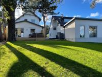 The Pines, by Birch Stays - Bed and Breakfast Amlwch
