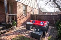 The Monroe in Historic DelRay - B&B Alexandria