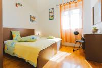 Appartamento con 2 Camere da Letto - Secondo Piano