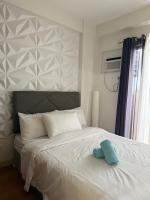 2br Condotel in Camella Northpoint - B&B