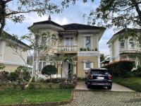 Casmel Escape Villa - Bed and Breakfast Sibaulangit