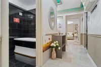 Classic Luxury at Bucharest Mall - B&B