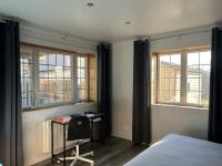 Dreibettzimmer mit eigenem Bad