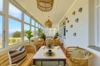 Stoep By Ideas Cartel - B&B Kalk Bay