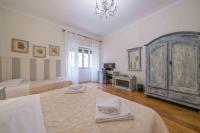 Double Room with Private External Bathroom